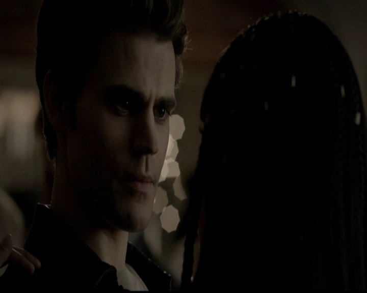 VampireDiariesWorld-dot-org_5x05MontersBall1324.jpg