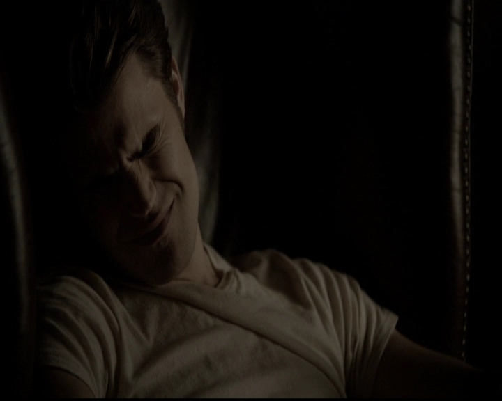 VampireDiariesWorld-dot-org_5x05MontersBall1341.jpg