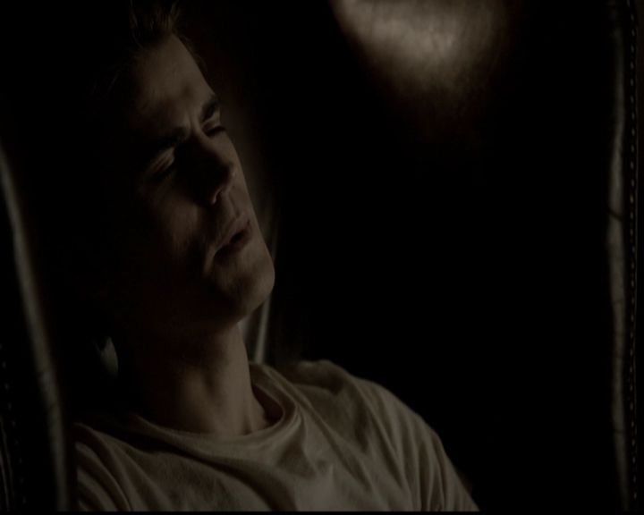 VampireDiariesWorld-dot-org_5x05MontersBall1361.jpg