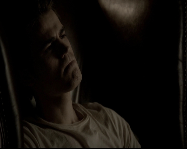 VampireDiariesWorld-dot-org_5x05MontersBall1362.jpg