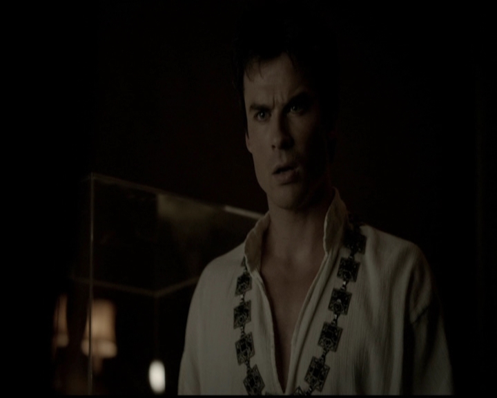 VampireDiariesWorld-dot-org_5x05MontersBall1367.jpg