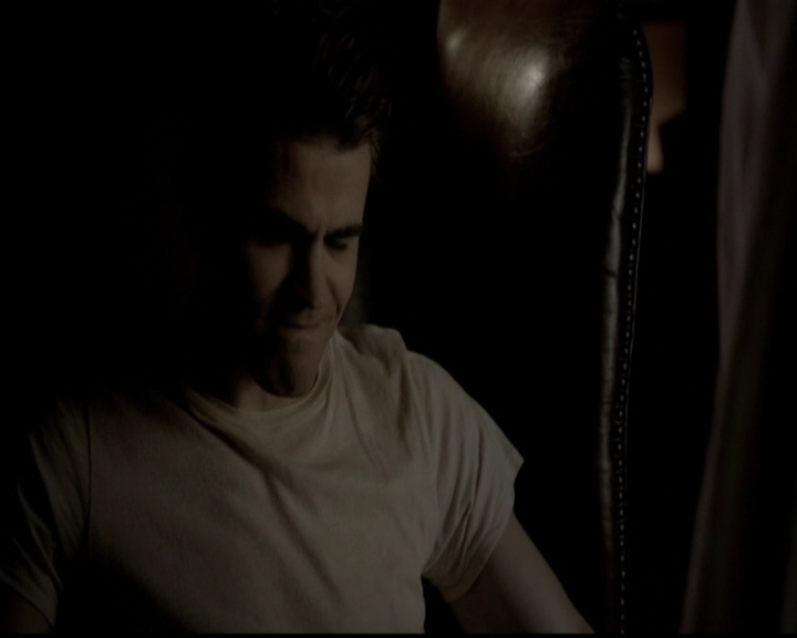 VampireDiariesWorld-dot-org_5x05MontersBall1370.jpg