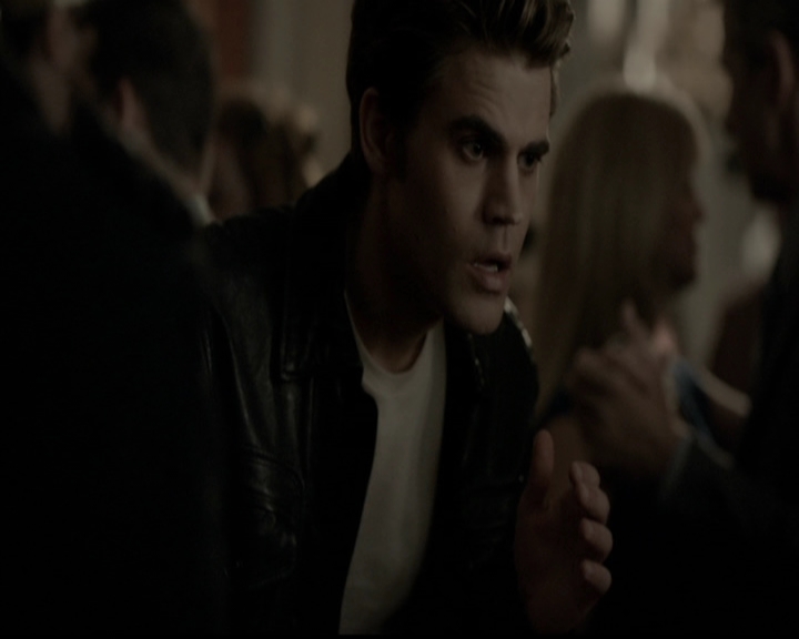 VampireDiariesWorld-dot-org_5x05MontersBall1377.jpg