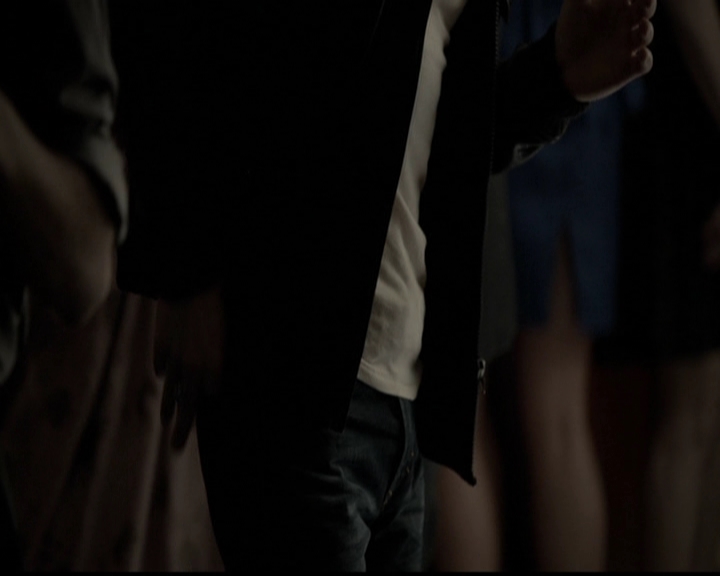 VampireDiariesWorld-dot-org_5x05MontersBall1380.jpg