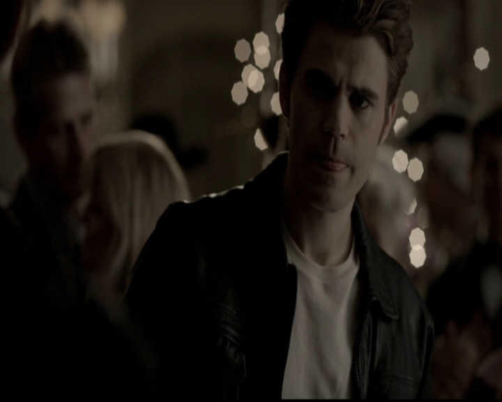 VampireDiariesWorld-dot-org_5x05MontersBall1384.jpg