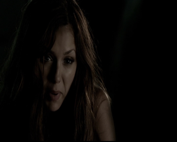 VampireDiariesWorld-dot-org_5x05MontersBall1416.jpg