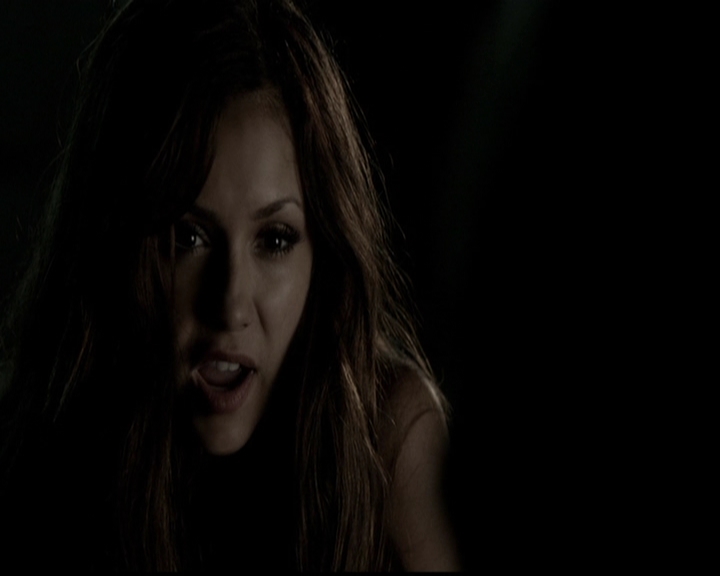 VampireDiariesWorld-dot-org_5x05MontersBall1417.jpg