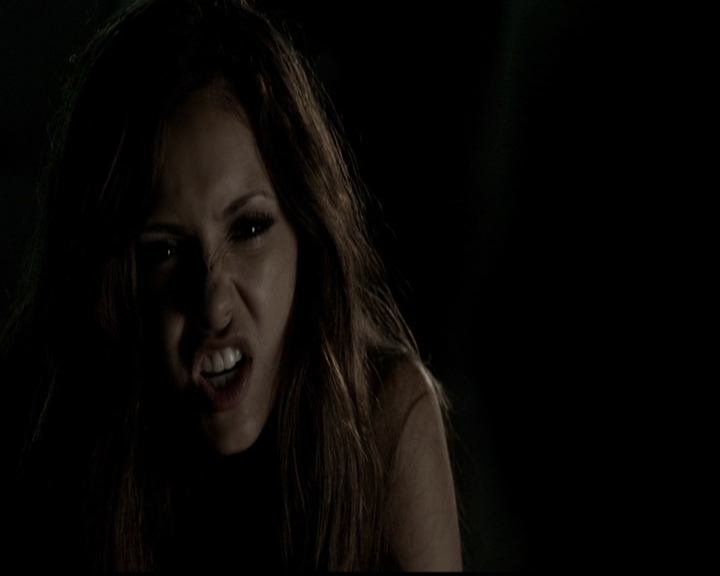 VampireDiariesWorld-dot-org_5x05MontersBall1419.jpg