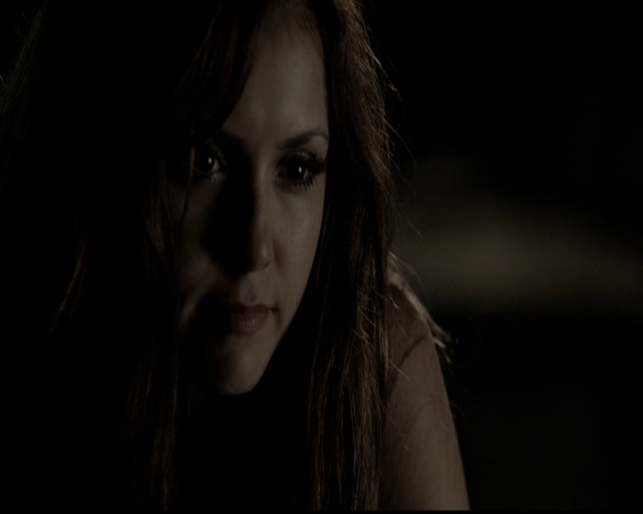 VampireDiariesWorld-dot-org_5x05MontersBall1431.jpg