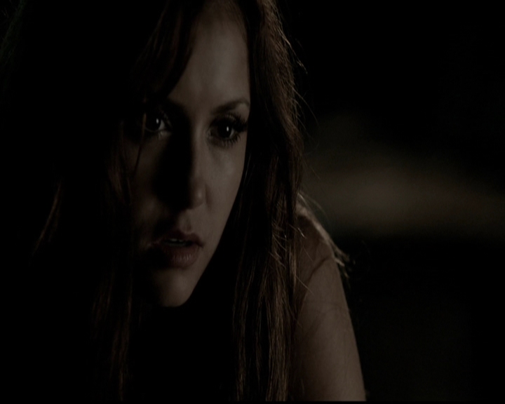 VampireDiariesWorld-dot-org_5x05MontersBall1432.jpg