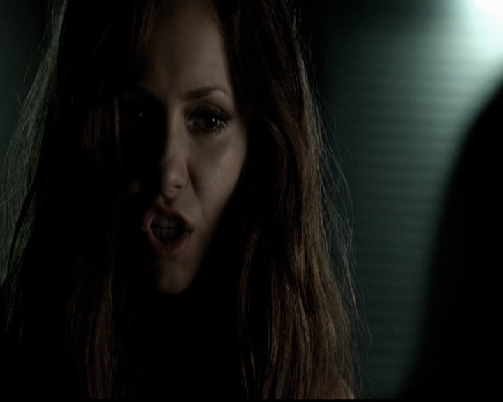 VampireDiariesWorld-dot-org_5x05MontersBall1475.jpg