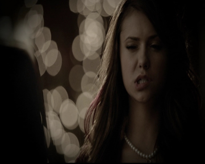 VampireDiariesWorld-dot-org_5x05MontersBall1506.jpg