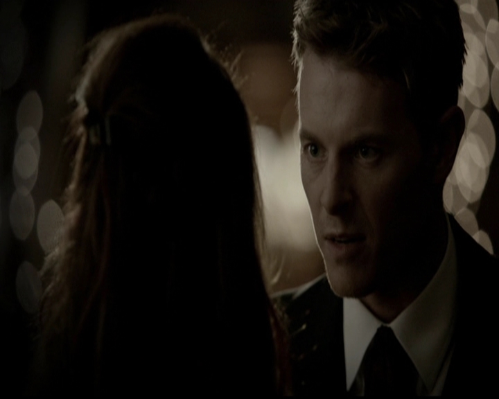 VampireDiariesWorld-dot-org_5x05MontersBall1571.jpg