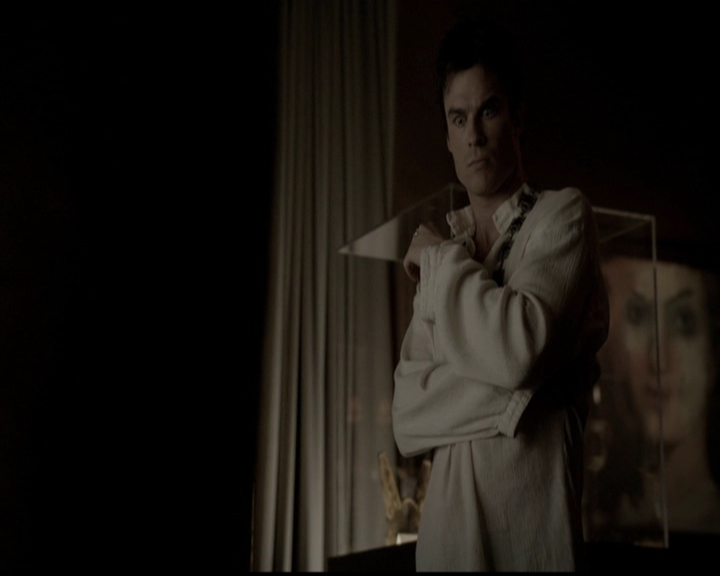 VampireDiariesWorld-dot-org_5x05MontersBall1706.jpg