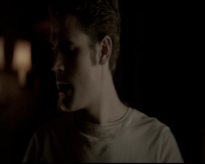 VampireDiariesWorld-dot-org_5x05MontersBall1737.jpg