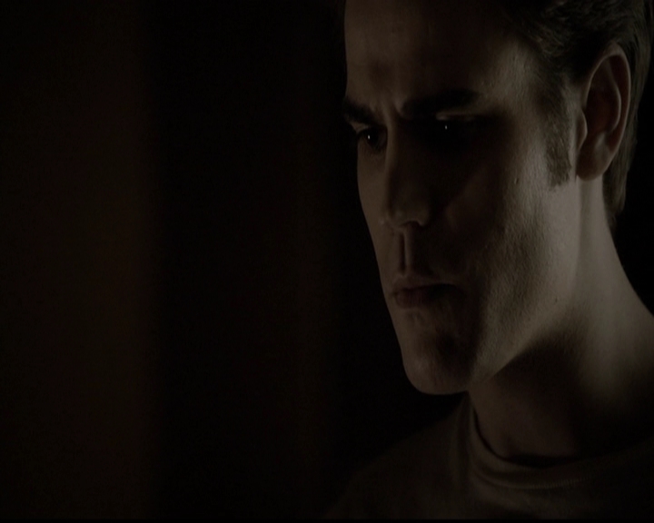 VampireDiariesWorld-dot-org_5x05MontersBall1739.jpg