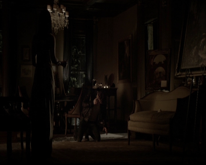 VampireDiariesWorld-dot-org_5x05MontersBall1746.jpg