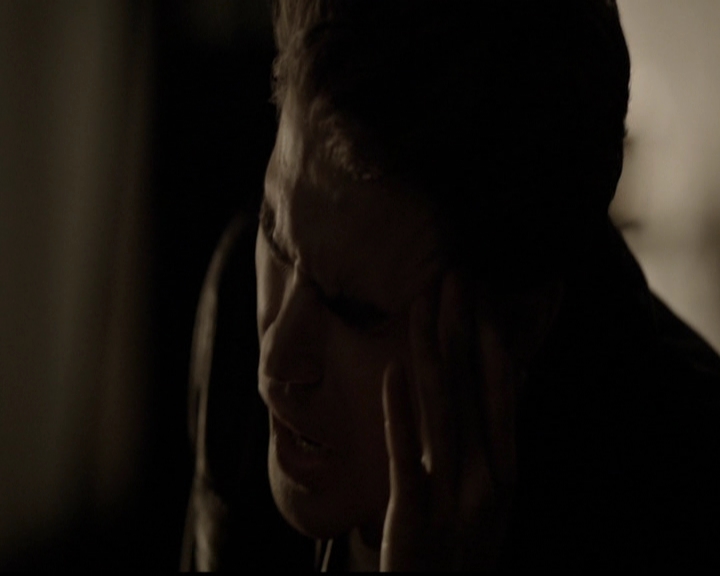 VampireDiariesWorld-dot-org_5x05MontersBall1753.jpg