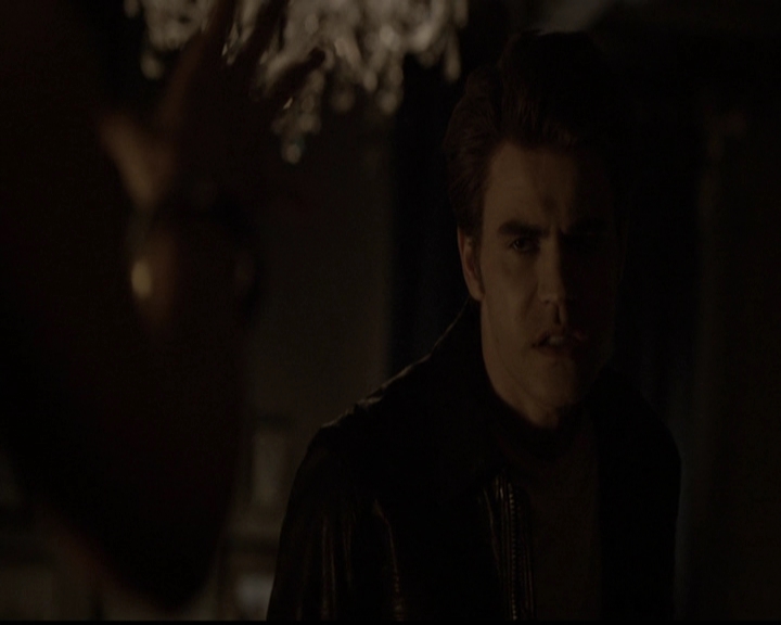 VampireDiariesWorld-dot-org_5x05MontersBall1784.jpg