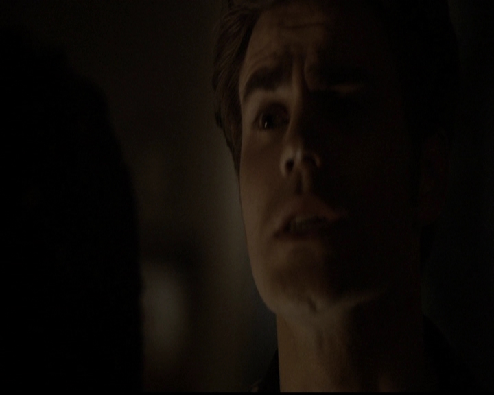 VampireDiariesWorld-dot-org_5x05MontersBall1810.jpg