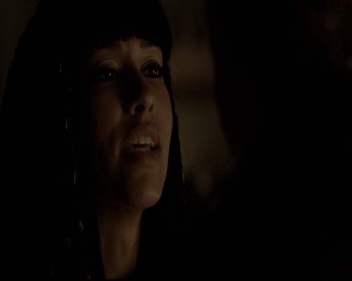 VampireDiariesWorld-dot-org_5x05MontersBall1814.jpg