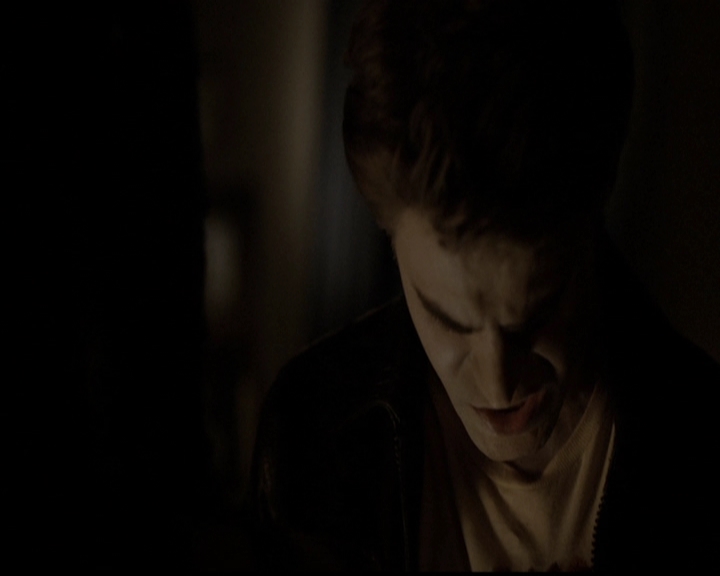 VampireDiariesWorld-dot-org_5x05MontersBall1824.jpg