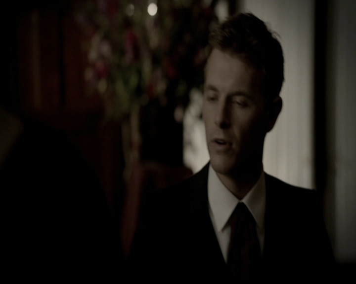 VampireDiariesWorld-dot-org_5x05MontersBall1854.jpg