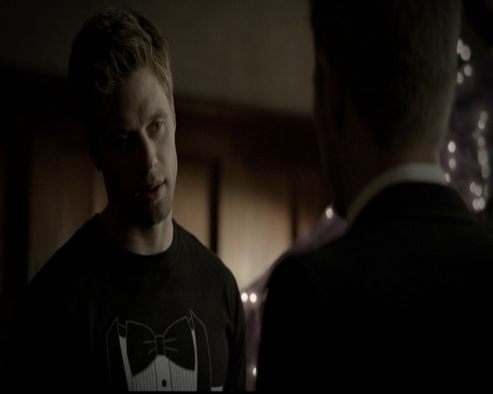 VampireDiariesWorld-dot-org_5x05MontersBall1890.jpg