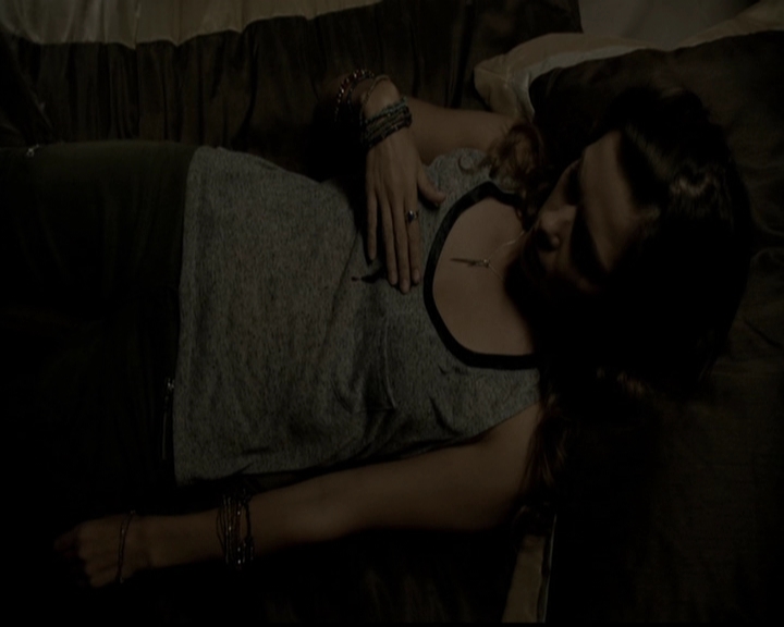 VampireDiariesWorld-dot-org_5x05MontersBall1927.jpg