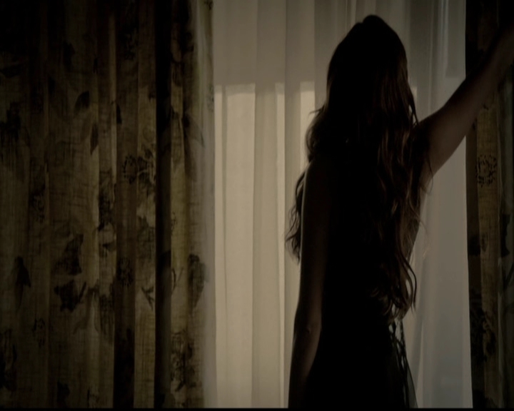 VampireDiariesWorld-dot-org_5x05MontersBall1950.jpg