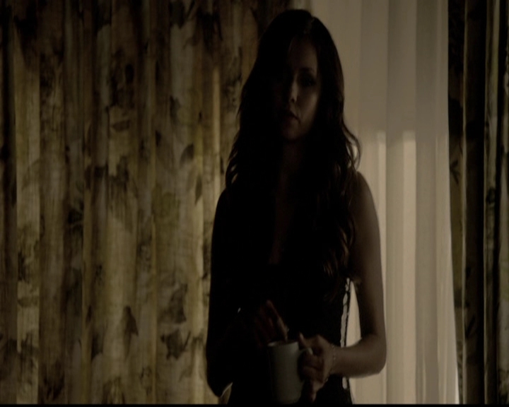 VampireDiariesWorld-dot-org_5x05MontersBall1967.jpg