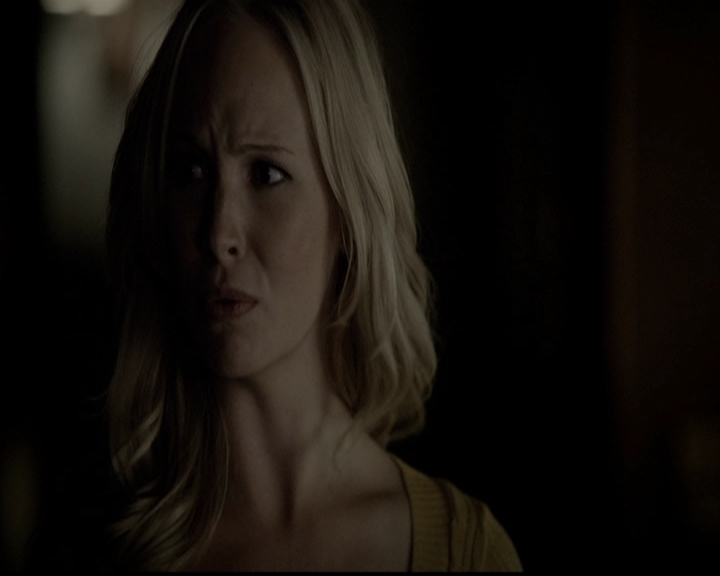 VampireDiariesWorld-dot-org_5x05MontersBall2088.jpg