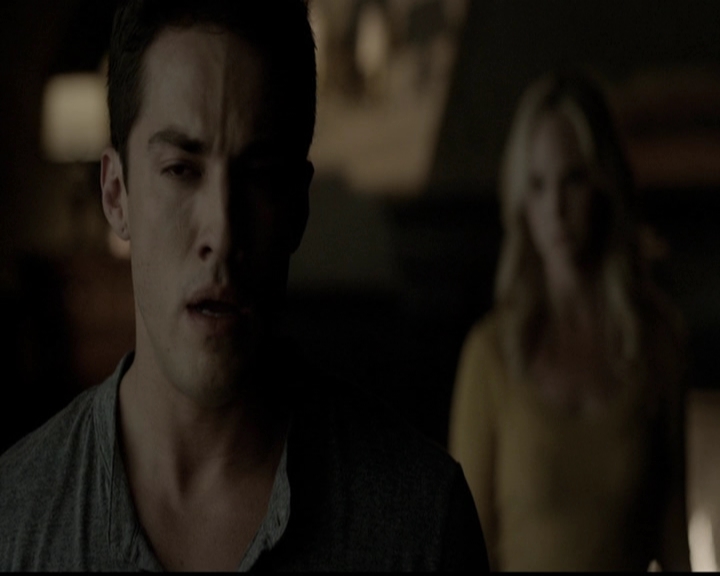 VampireDiariesWorld-dot-org_5x05MontersBall2107.jpg