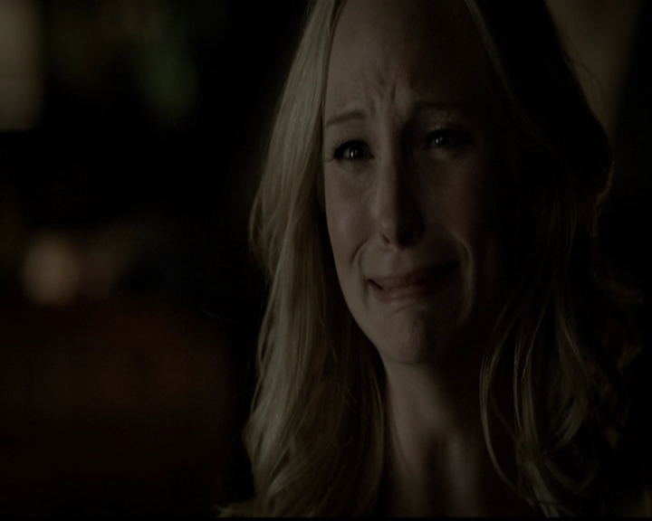 VampireDiariesWorld-dot-org_5x05MontersBall2121.jpg