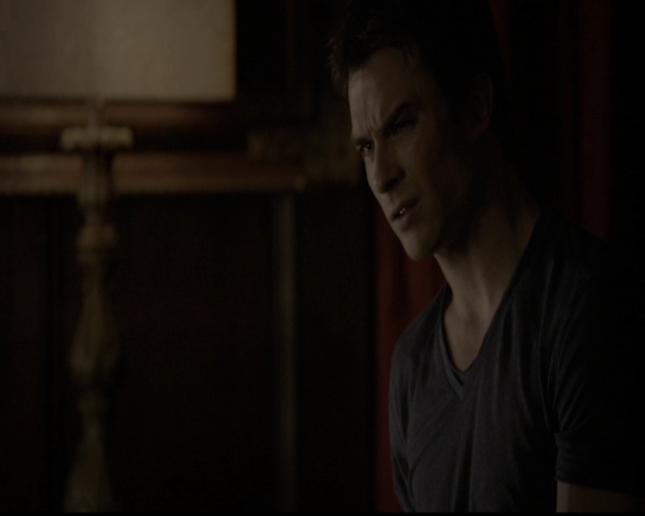 VampireDiariesWorld-dot-org_5x05MontersBall2138.jpg