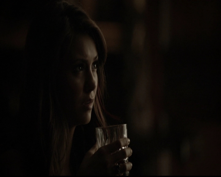 VampireDiariesWorld-dot-org_5x05MontersBall2150.jpg