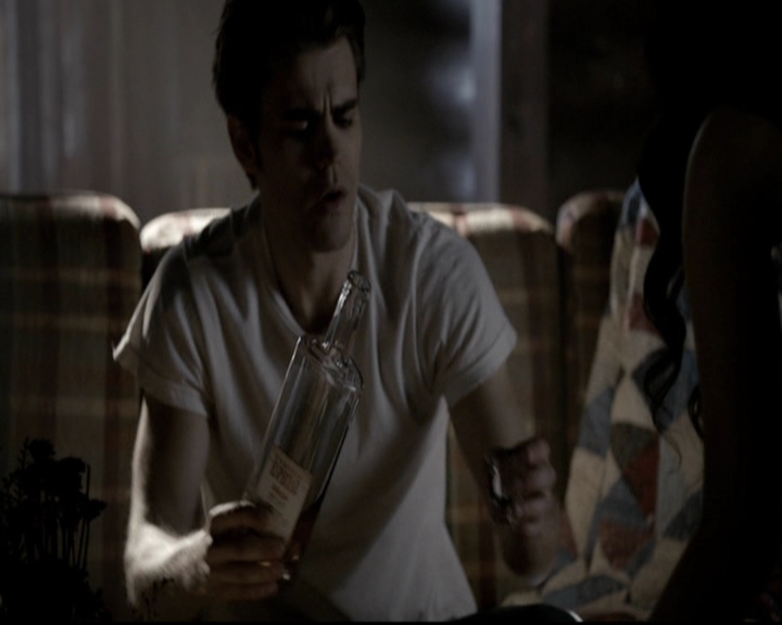 VampireDiariesWorld-dot-org_5x06HandleWithCare0381.jpg