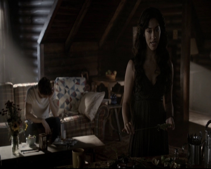 VampireDiariesWorld-dot-org_5x06HandleWithCare0391.jpg