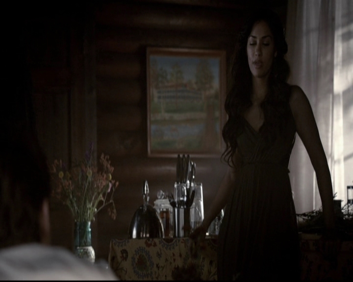 VampireDiariesWorld-dot-org_5x06HandleWithCare0398.jpg