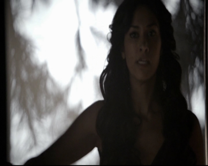 VampireDiariesWorld-dot-org_5x06HandleWithCare0484.jpg