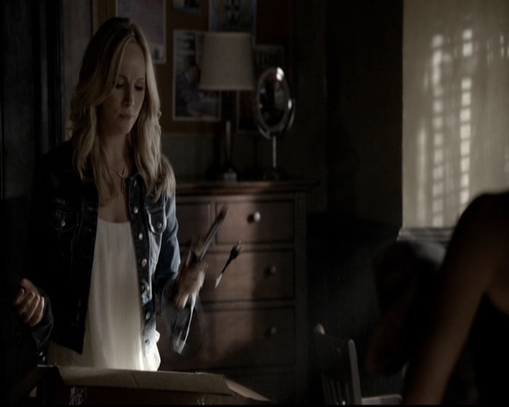 VampireDiariesWorld-dot-org_5x06HandleWithCare0527.jpg