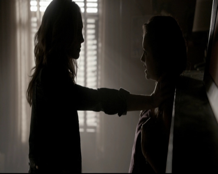 VampireDiariesWorld-dot-org_5x06HandleWithCare0548.jpg