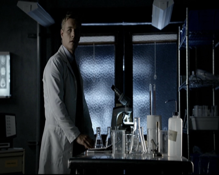 VampireDiariesWorld-dot-org_5x06HandleWithCare0714.jpg
