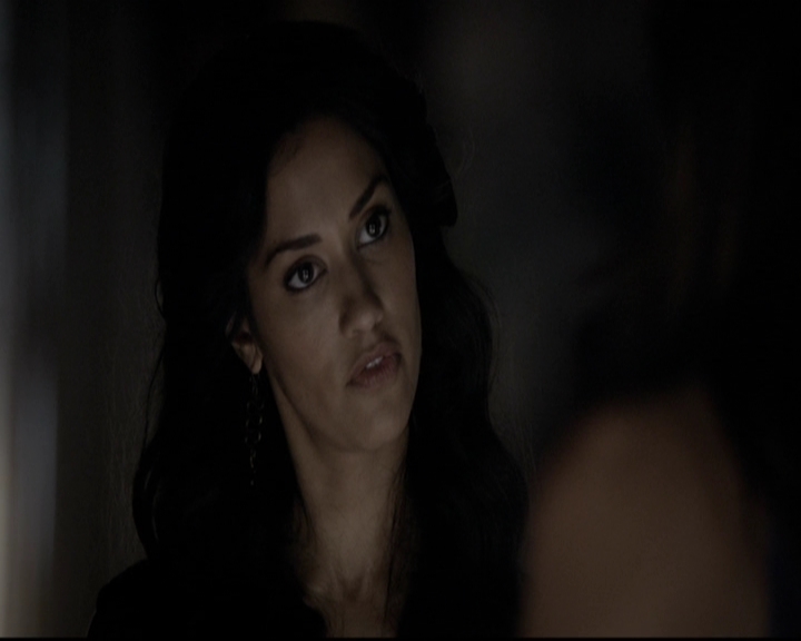 VampireDiariesWorld-dot-org_5x06HandleWithCare0742.jpg