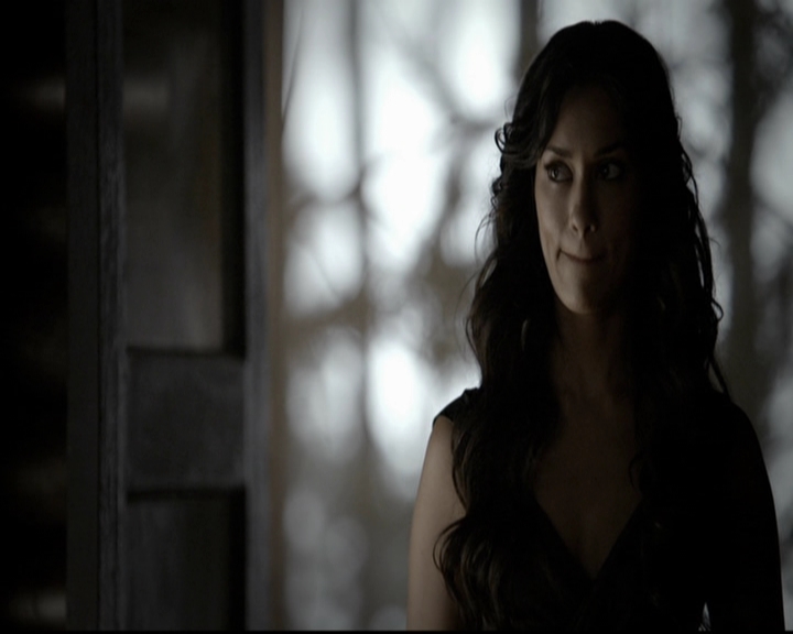 VampireDiariesWorld-dot-org_5x06HandleWithCare0781.jpg