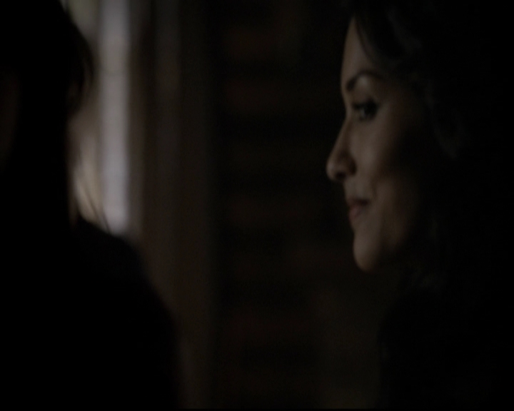 VampireDiariesWorld-dot-org_5x06HandleWithCare0811.jpg