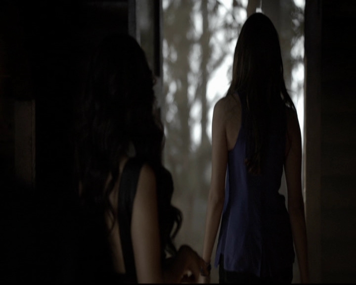 VampireDiariesWorld-dot-org_5x06HandleWithCare0812.jpg