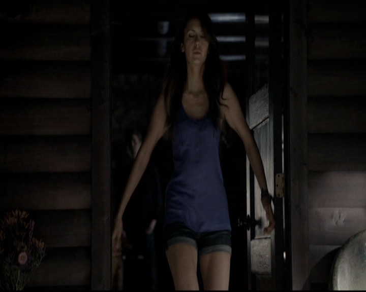 VampireDiariesWorld-dot-org_5x06HandleWithCare0813.jpg