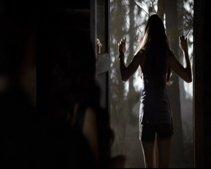 VampireDiariesWorld-dot-org_5x06HandleWithCare0815.jpg