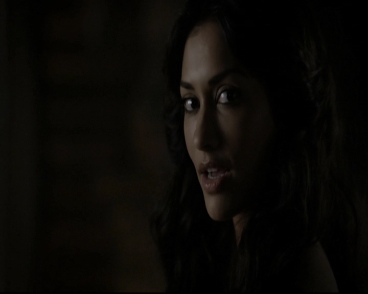 VampireDiariesWorld-dot-org_5x06HandleWithCare0822.jpg